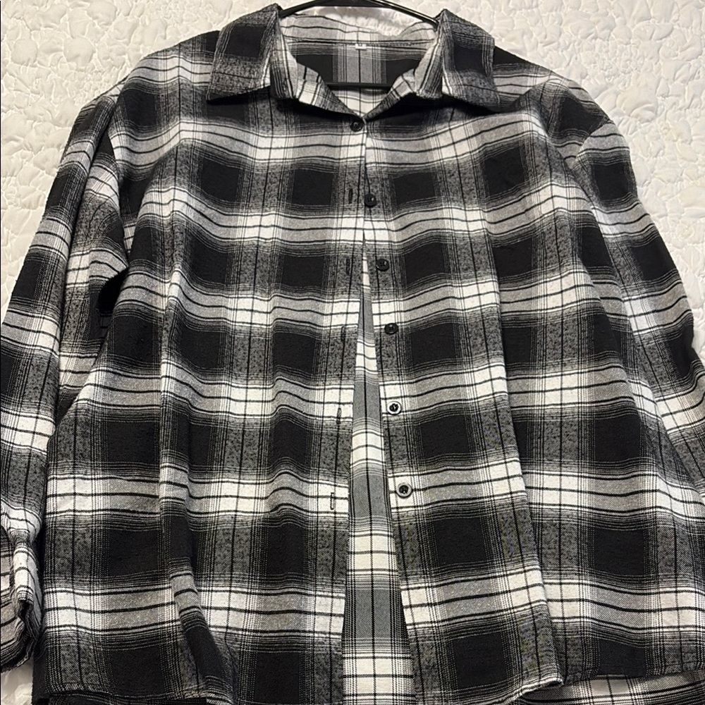 SHEIN Black and White Lightweight Plaid Sweater